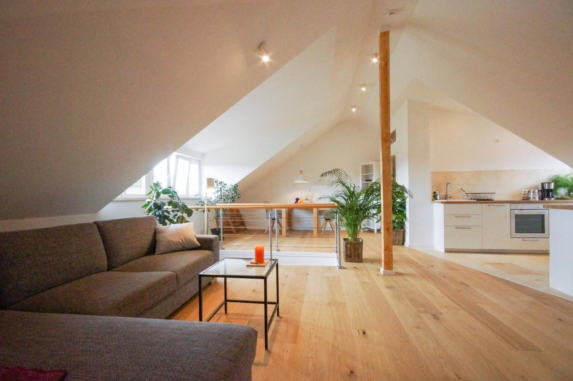 Modernes Und Helles Apartment Im Loft Stil Heidelberg Buitenkant foto